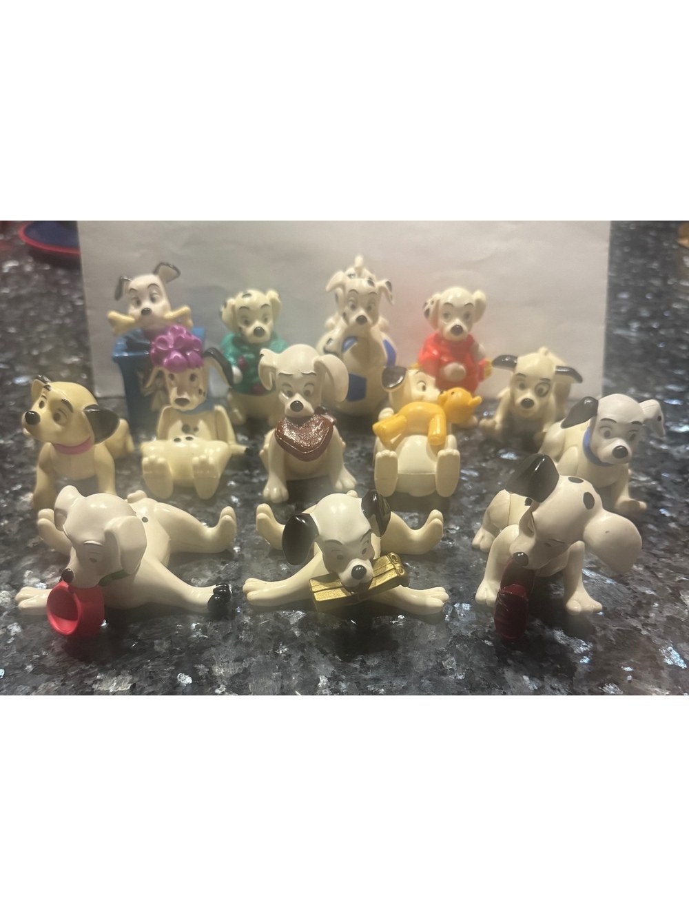1996 McDonald's 101 Dalmatians Lot B 13 random toy figures [COPY]